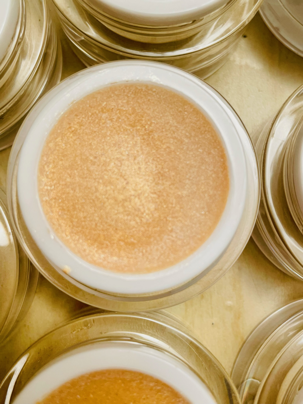Dewy Highlighter